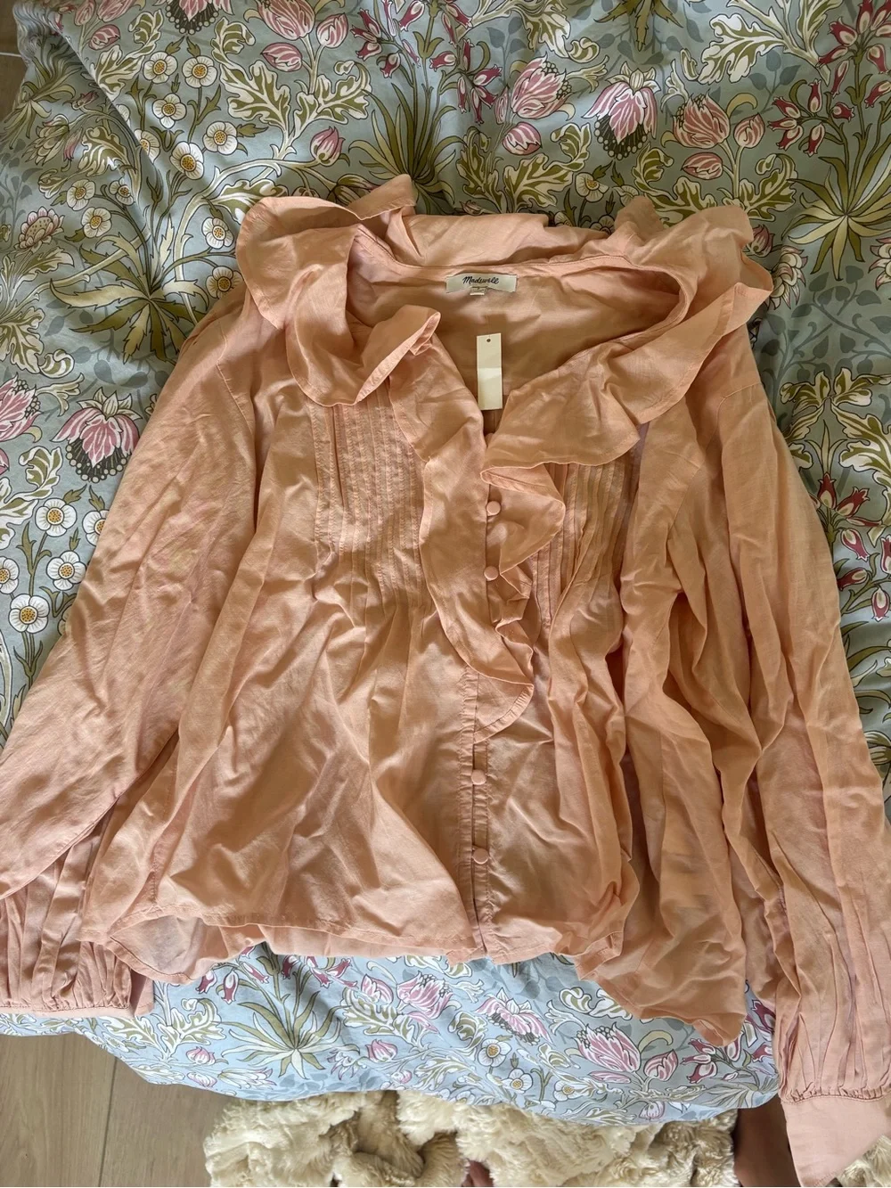 Madewell Peach Ruffle V-Neck Button-Front Blouse